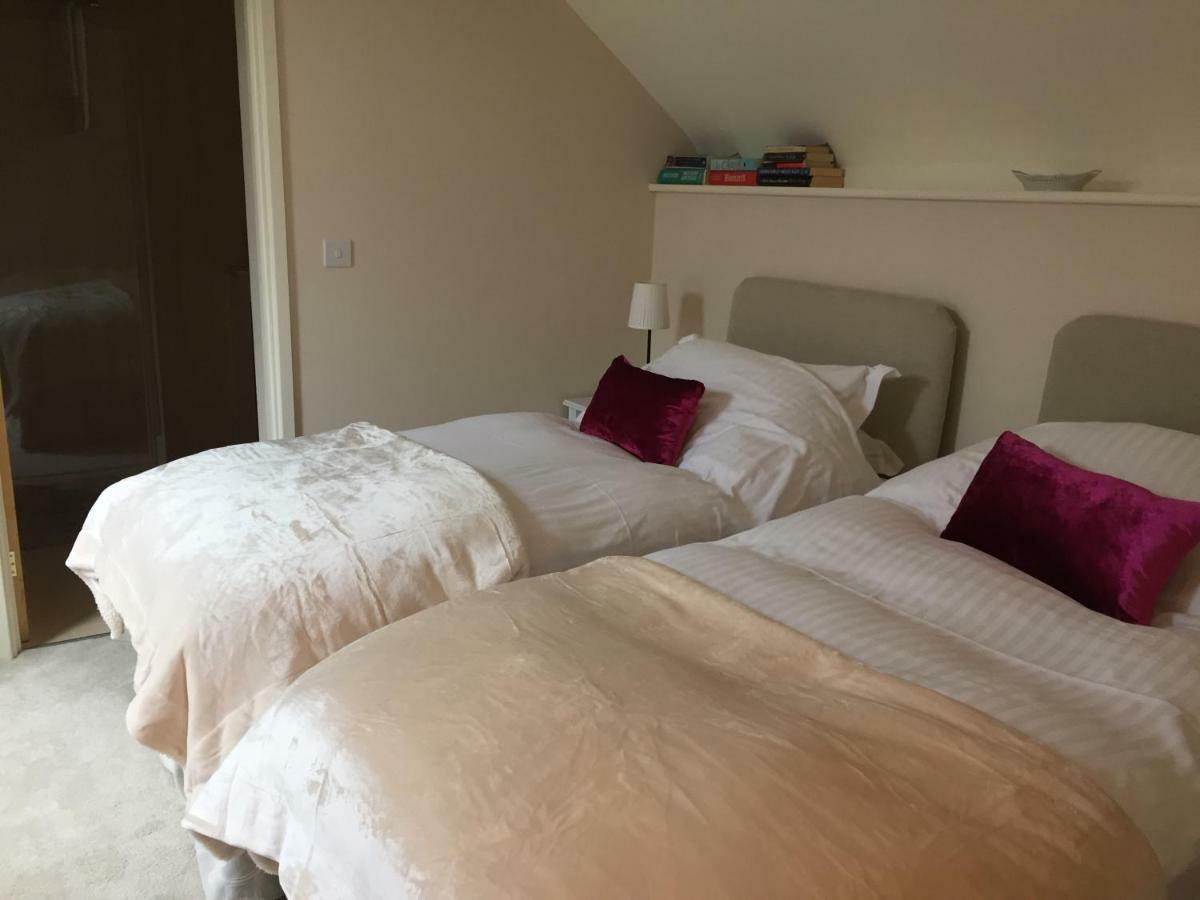 The Old Bakery Barn Bed and Breakfast Pattishall Exteriör bild